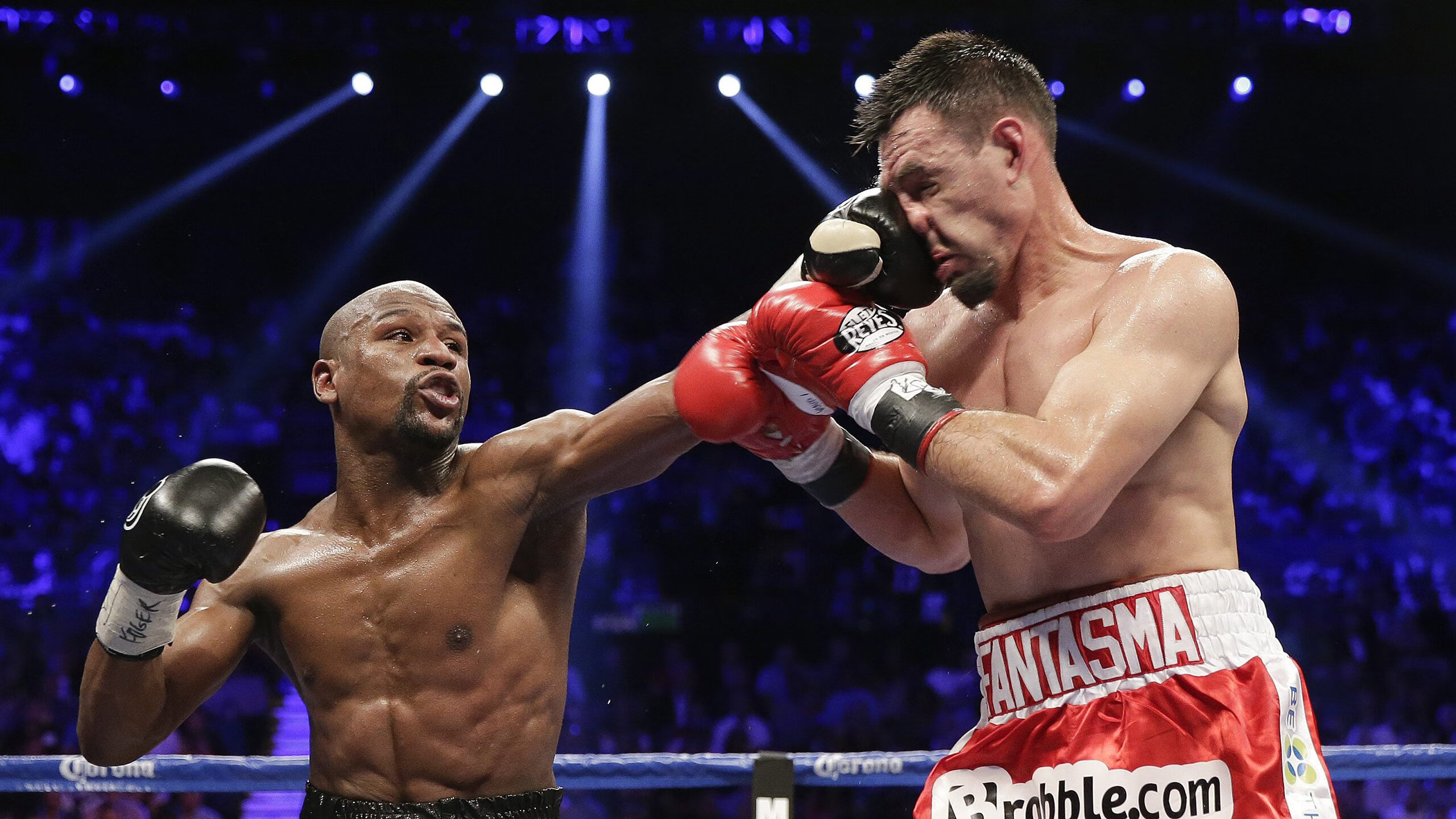 大巴黎主场告负,需全力争取下回合,大巴黎首场比赛